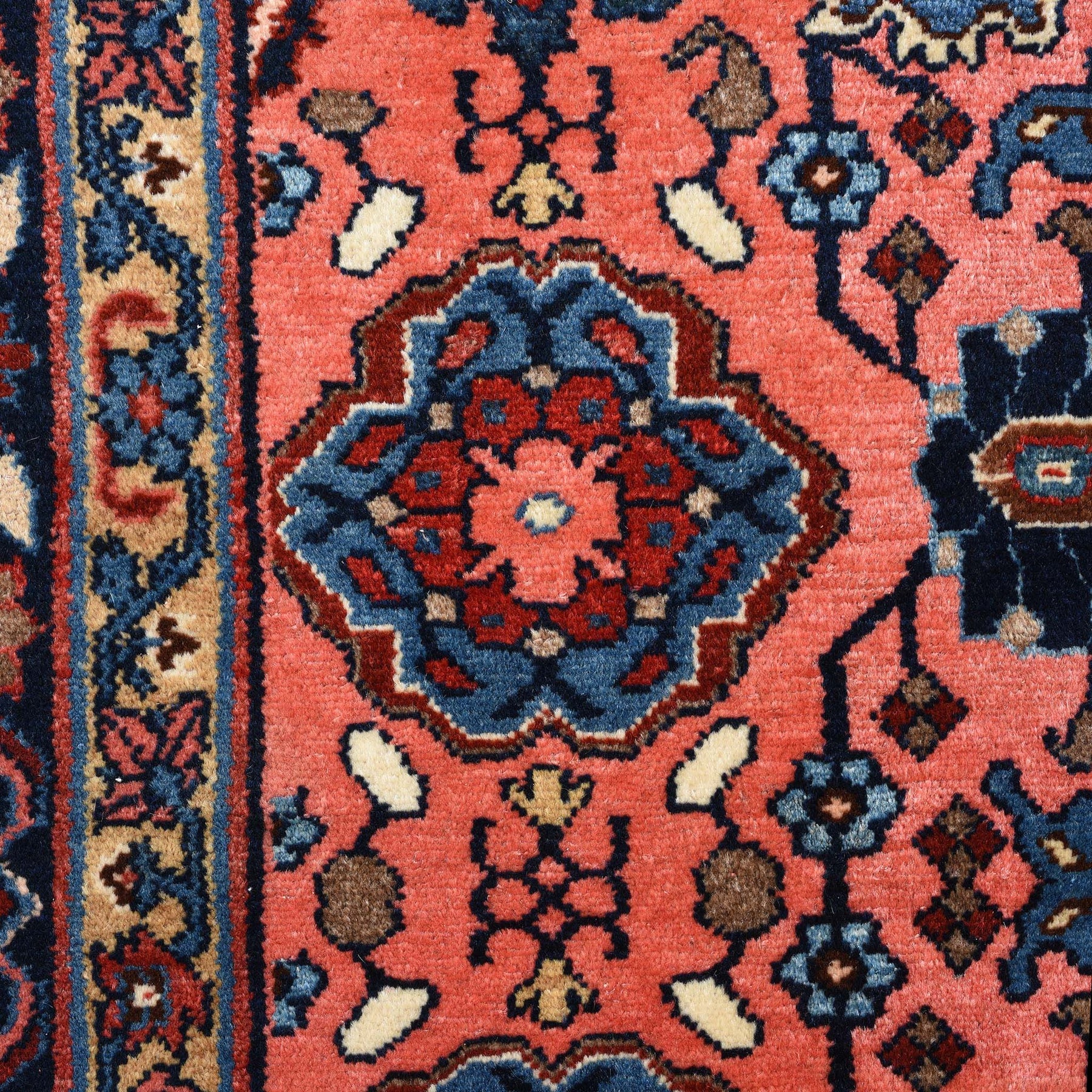 Mehraban Rug ca 1930 203 x 143cm