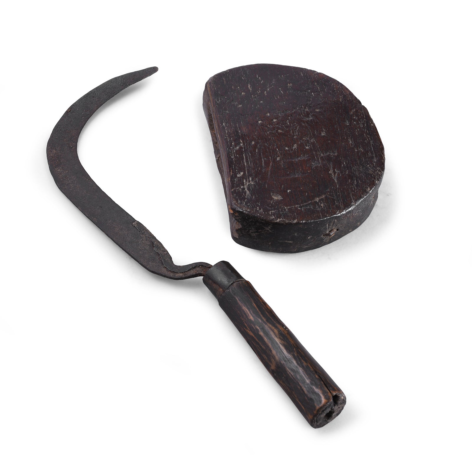 Carved Knife & Holder From The Terai - 19th Century