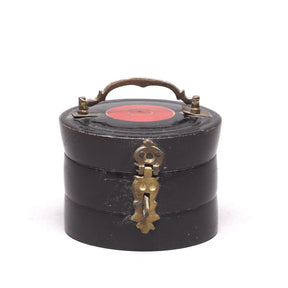 Regency Style Black Lacquer Pot From Rajasthan - 19th Century