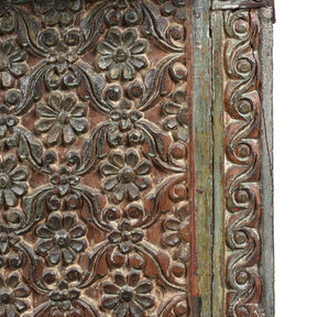 Carved Rapjut Majus Dowry Chest From Gujarat - 19thC