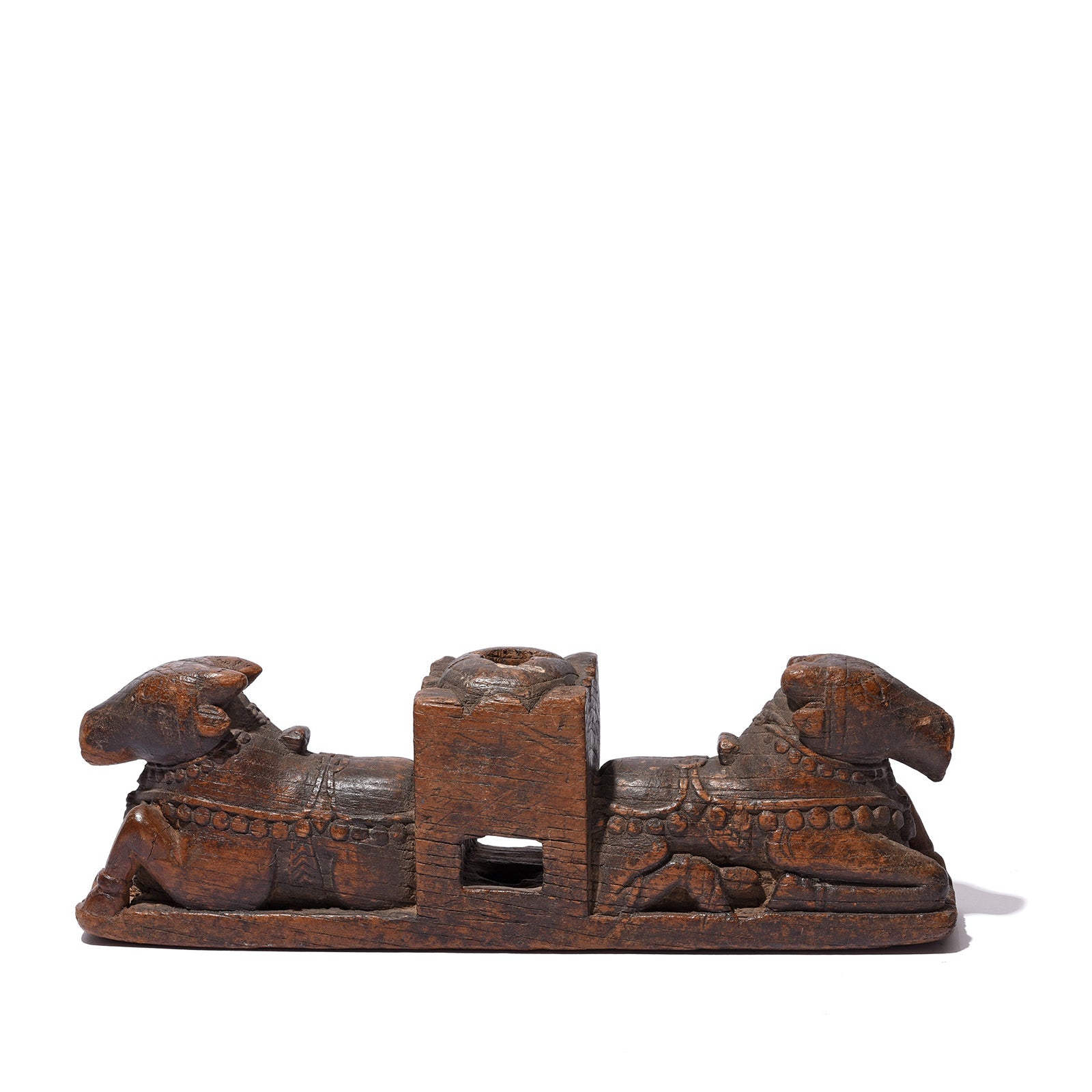 Carved Teak Nandi Cradle Finial From Andra Pradesh - 19th Century