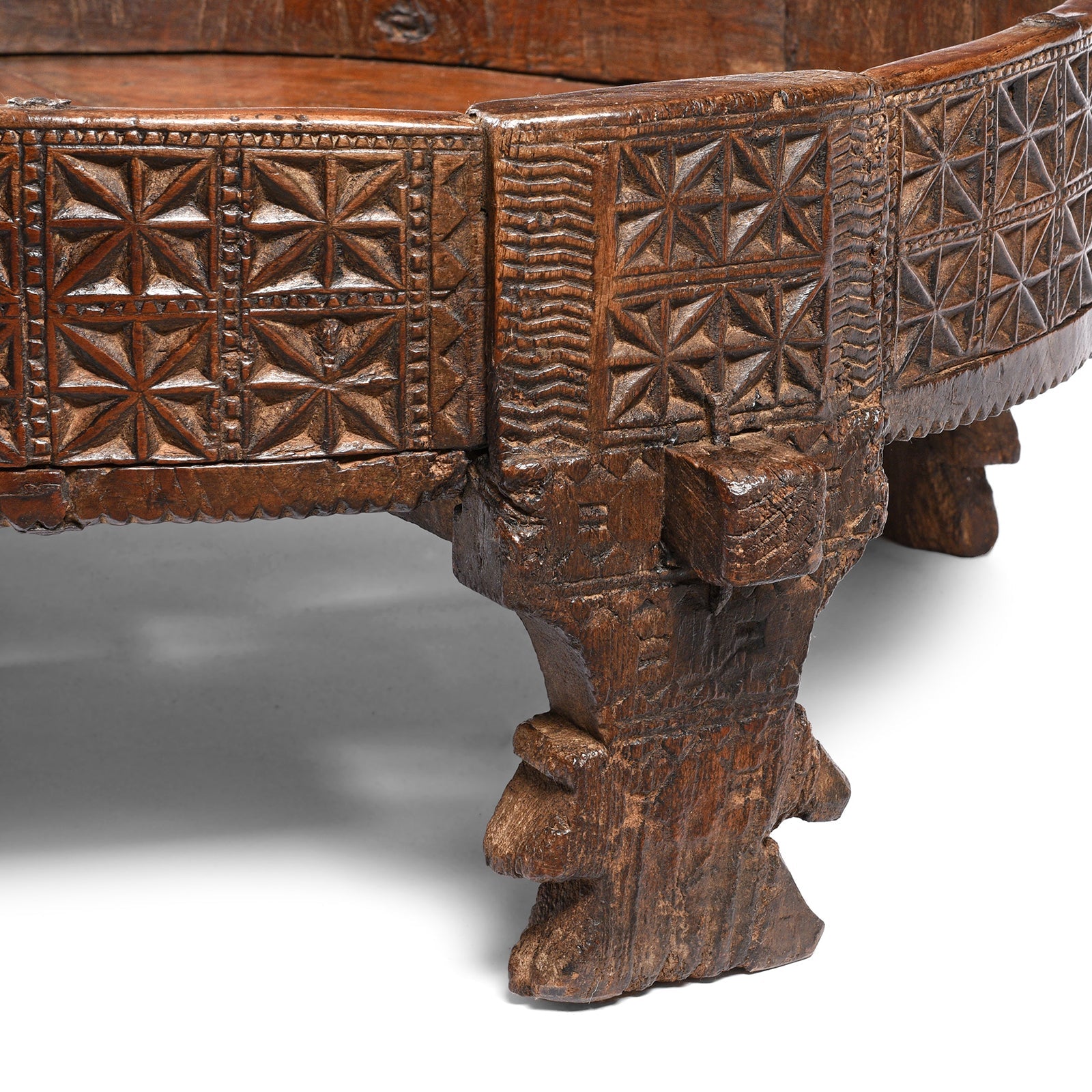 Indian Chakki Coffee Table From Rajasthan - 19thC