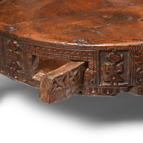 Indian Chakki Coffee Table From Rajasthan - 19thC