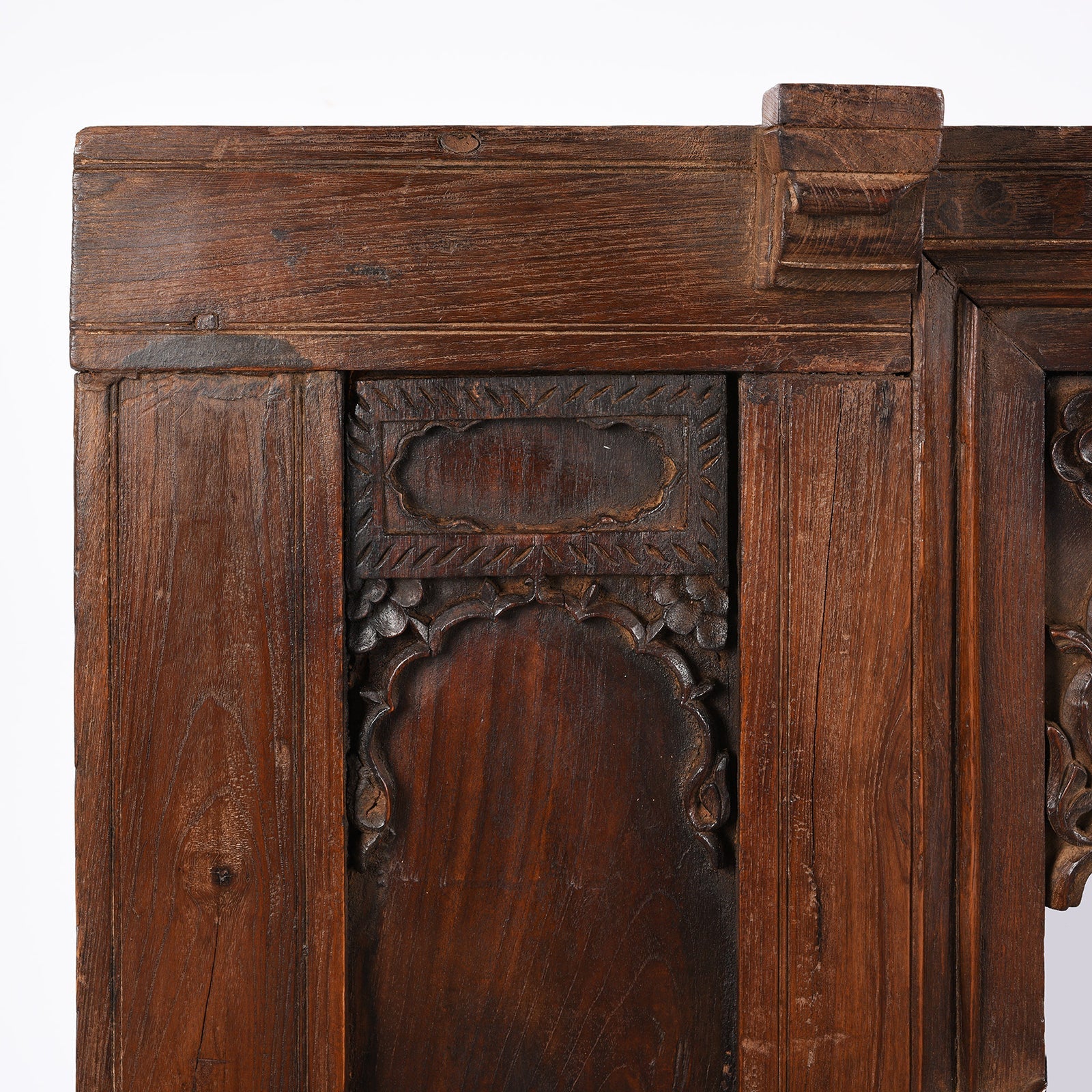 Carved Teak Mirror From Pratapgargh - Early 19th Century