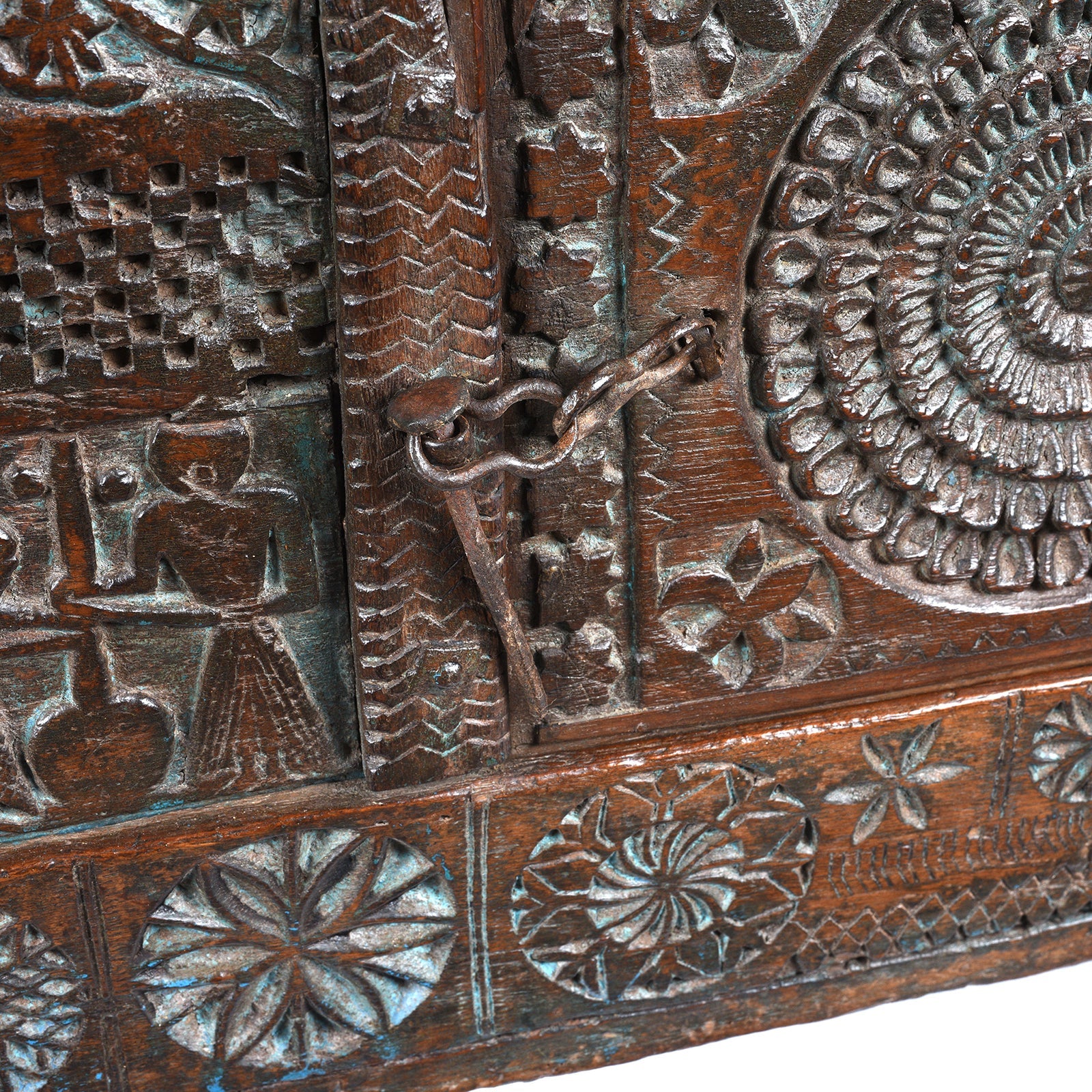Carved Teak Majus Dowry Chest From Saurashtra - 19th Century