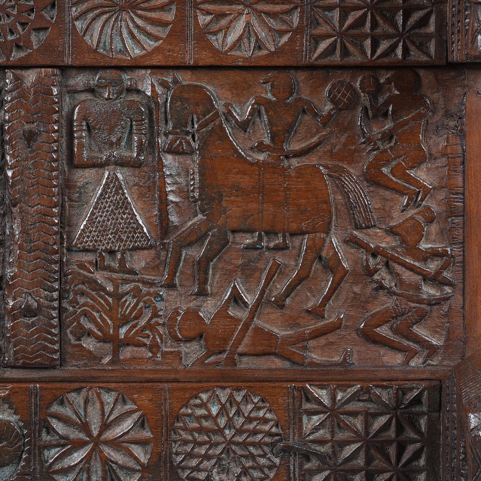 Carved Teak Majus Dowry Chest From Saurashtra - 19th Century