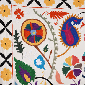 Embroidered Suzani Throw (228 x 152 cm)