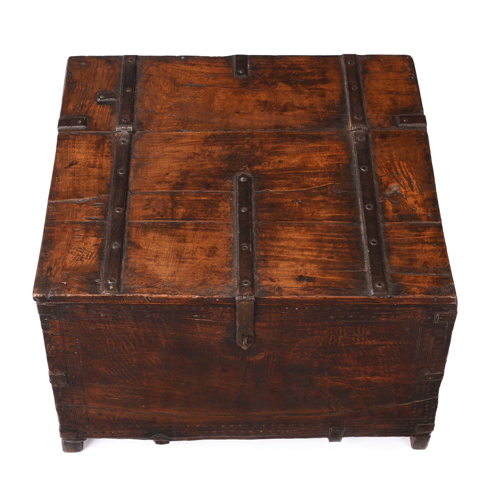 Chip Carved Dowry Box From Rajasthan - 19th Century