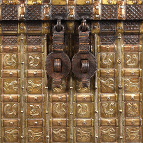 Brass Bound 'Pithara' Console Chest From Gujarat - 19th Century