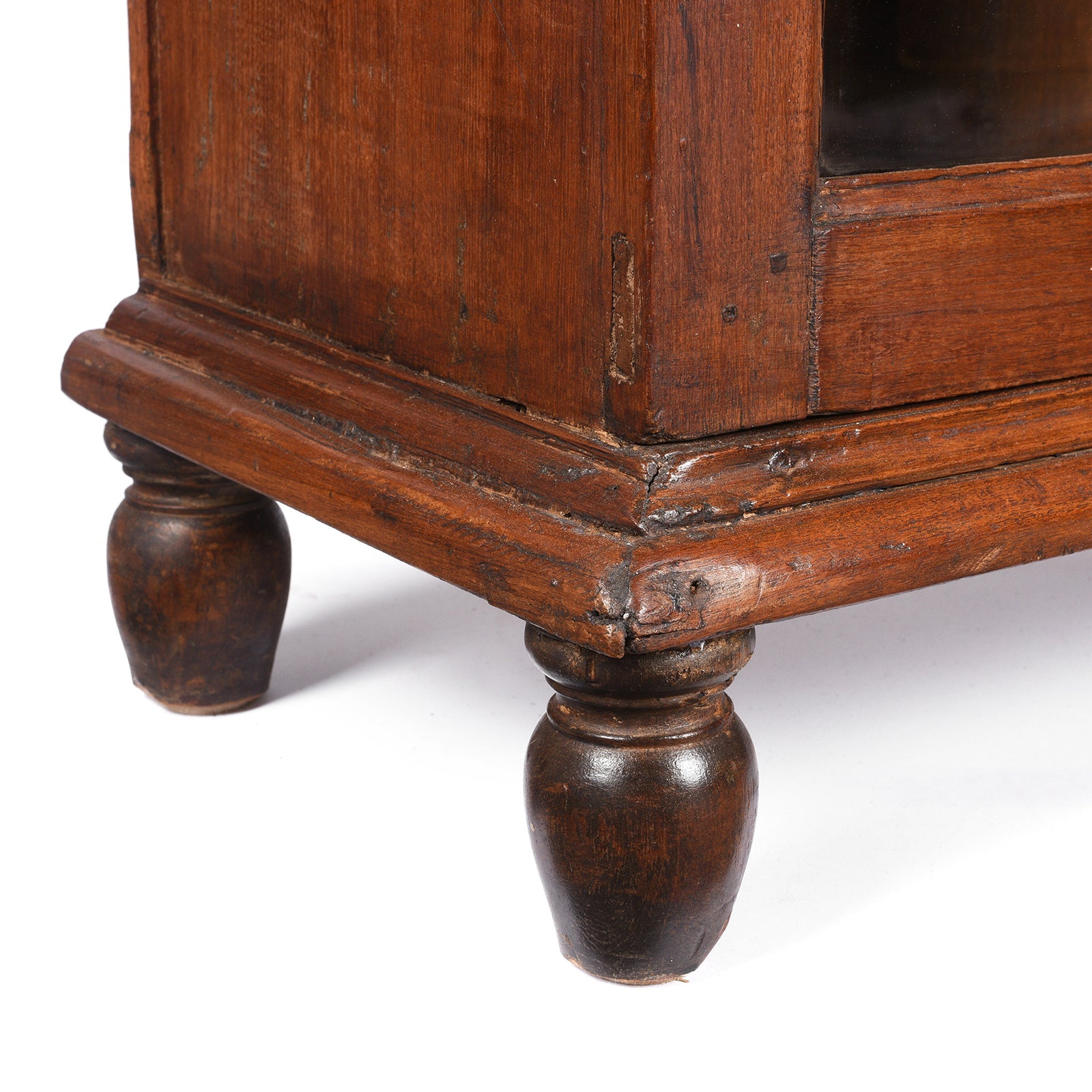 Anglo-Indian Glazed Book Cabinet From Gujarat - 19th Century