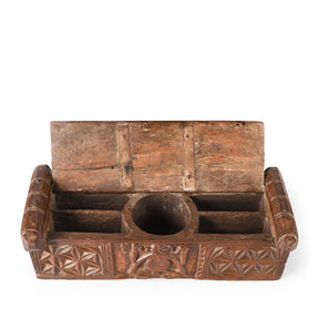 Indian Ganesh Harpa Box From Banswara - 19th Century