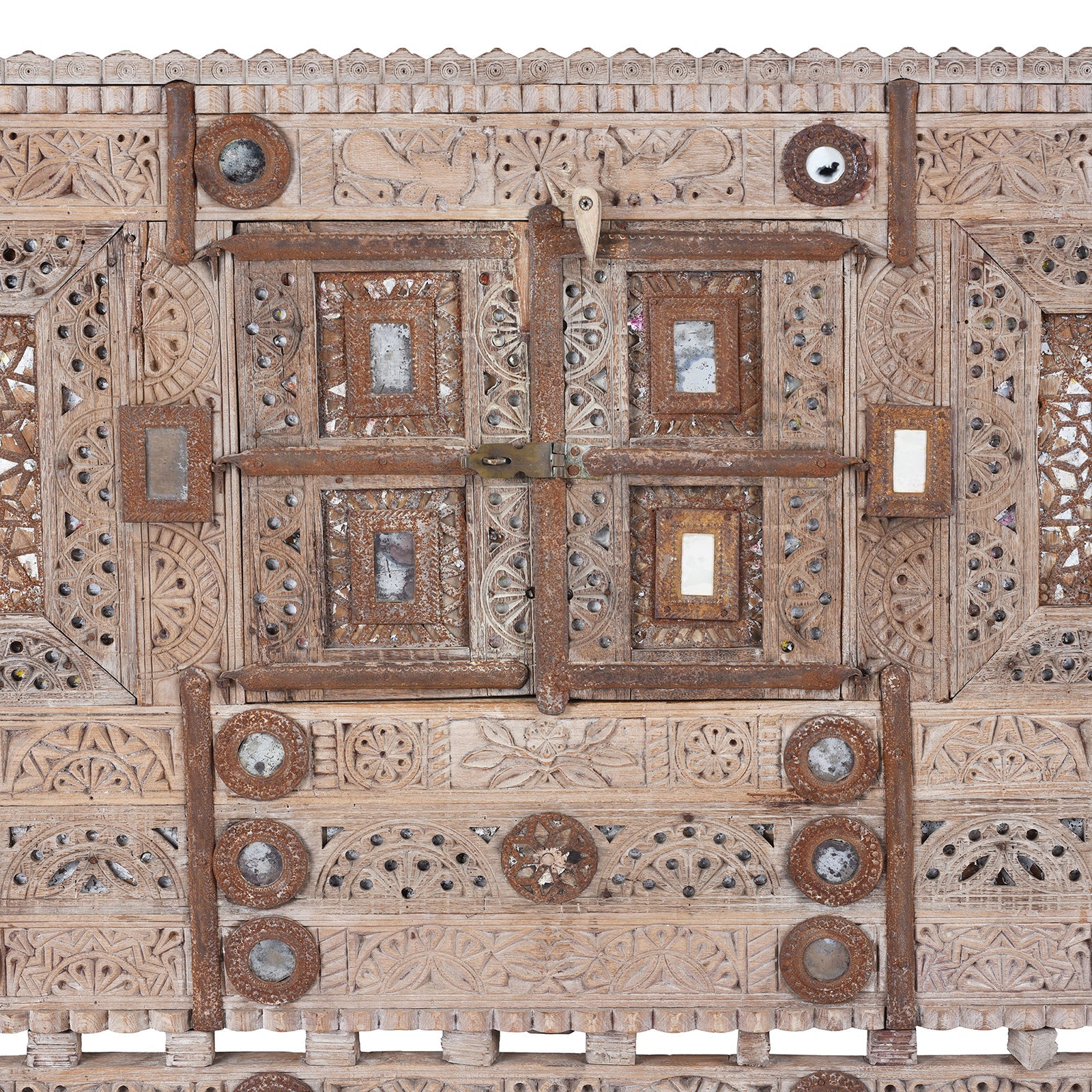 Carved Teak Damchiya Chest From Kutch - Ca 1920