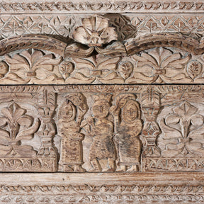 Indian Door & Frame From Himachal Pradesh - 19th Century