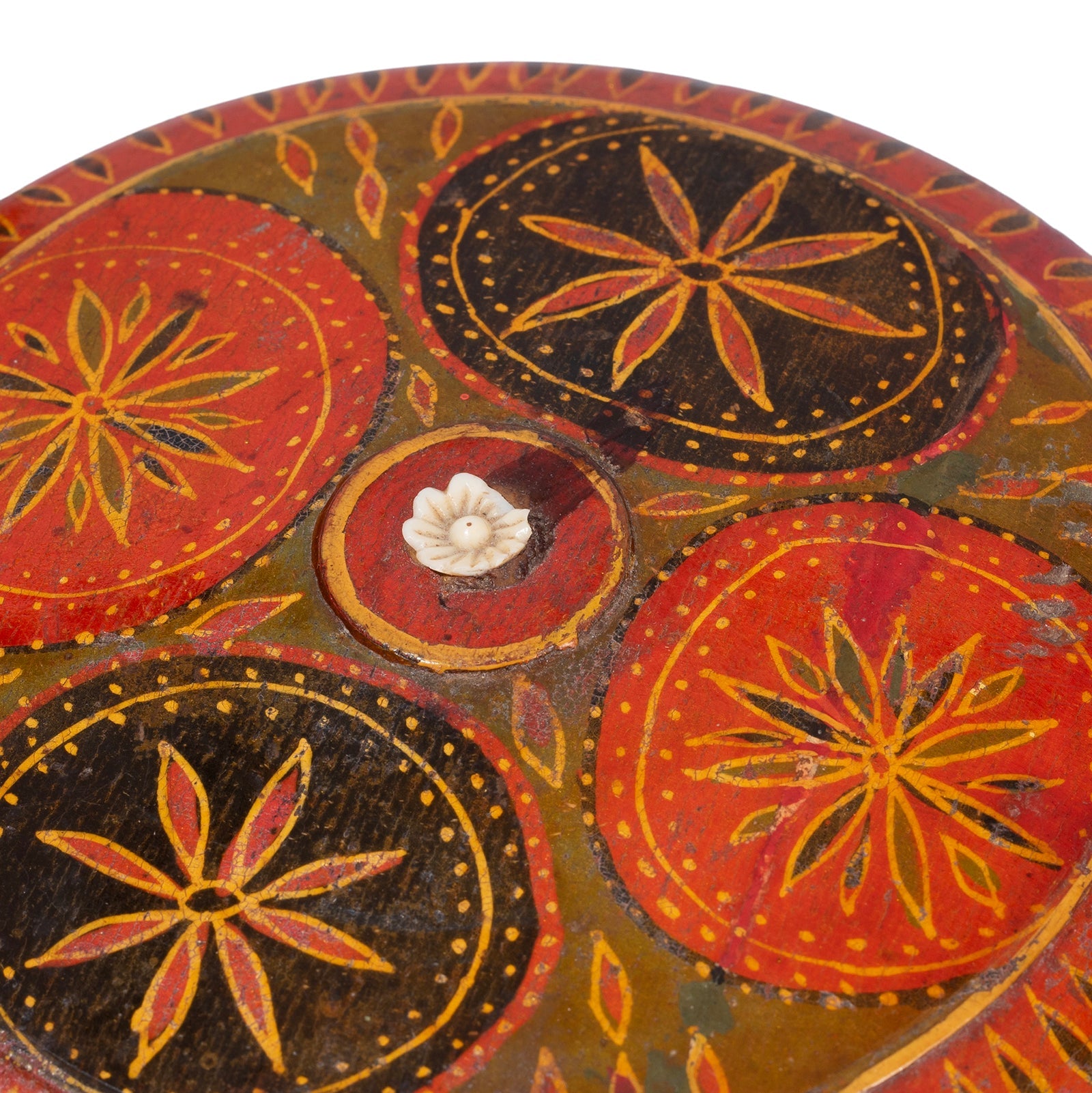 Scratchwork Lacquer Pot From Barmer - Late 19th Century