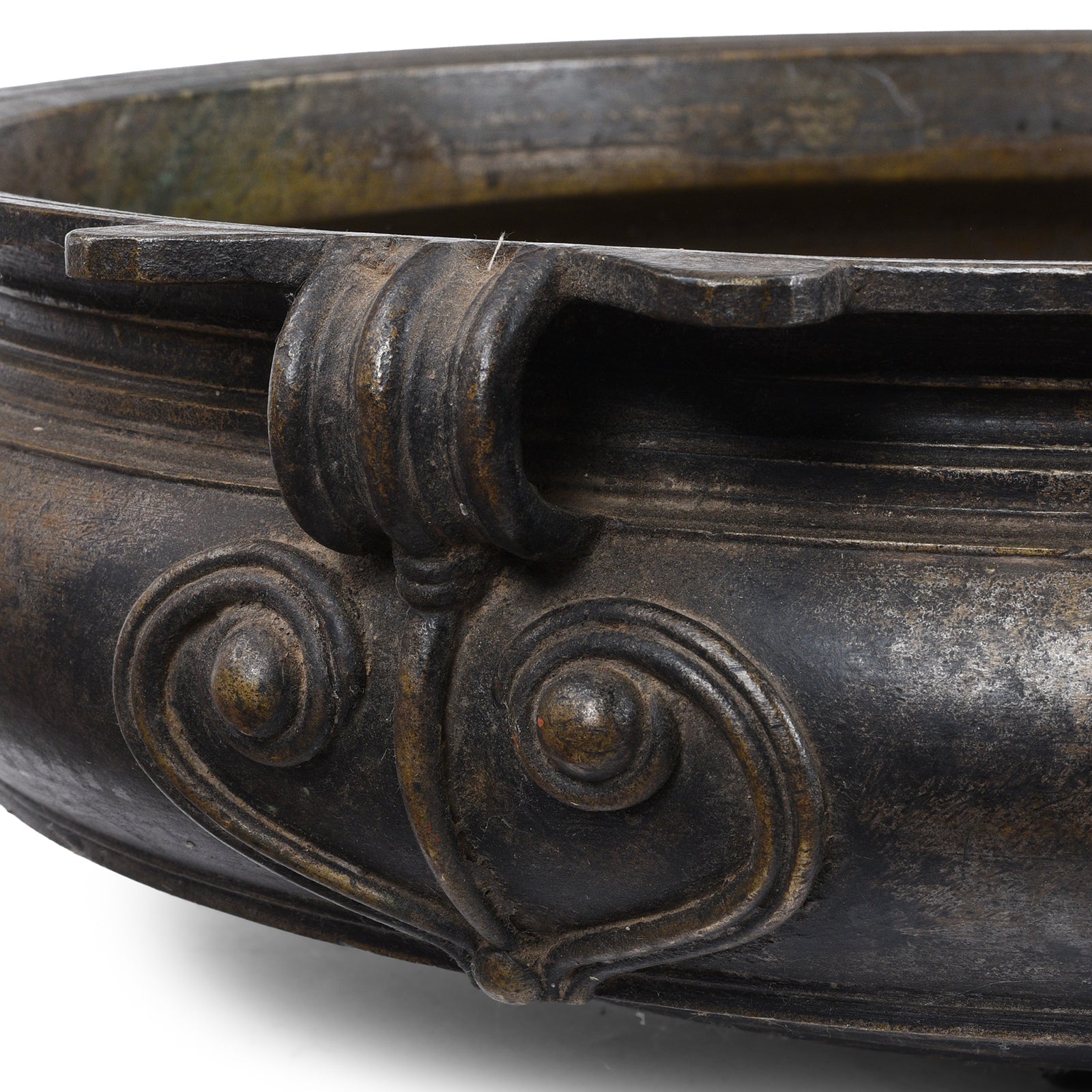 Bronze Urli Festival Cooking Vessel From South India - 19th Century