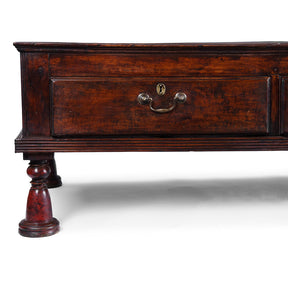 Bohra Takhat From Gujarat With Lacquered Legs - 19th Century