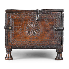 Chip Carved Merchant Box From Jaisalmer - 19th Century