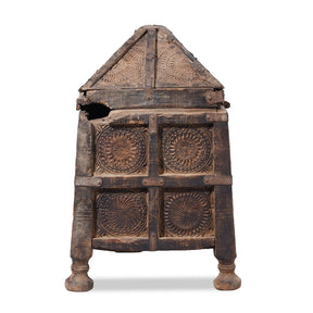 Chip Carved Hut Box From Jaisalmer - 18th Century