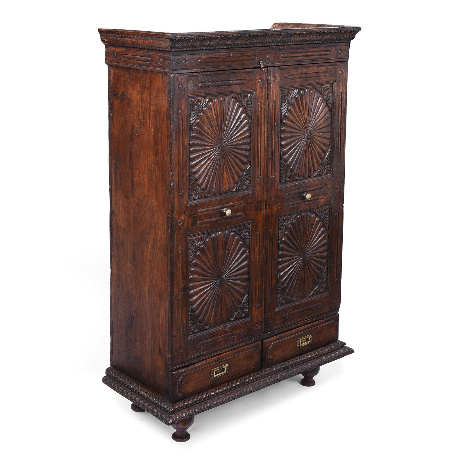Carved Almirah Cabinet With Sunburst Panels - 19th Centruy