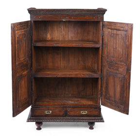 Carved Almirah Cabinet With Sunburst Panels - 19th Centruy