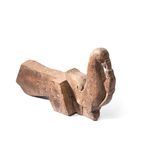 Carved Peacock Turban Hanger From Banswara - 19thC