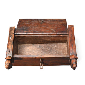 Carved Indian Harpa Box From Banswara - 19th Century