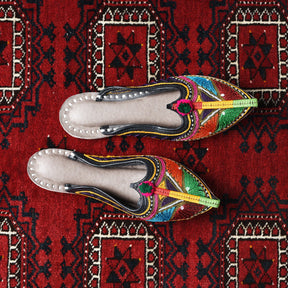 Embroidered Jutti Slippers