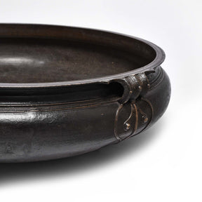 Bronze Urli From South India - Late 19th Century