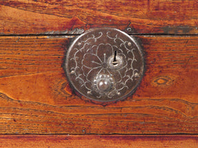 Choba Dansu From Yonezawa - Edo Period - Ca 1850