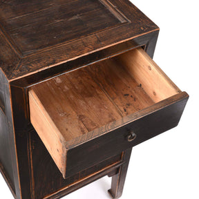 Black Lacquer Side Cabinet From Shanxi - 19thC