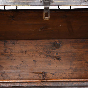 Painted Zeeba Chest From Tibet - Late 18th Century