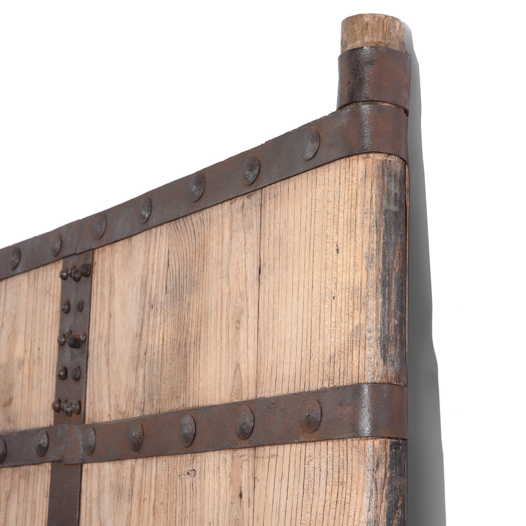 Iron Bound Elm Doors From Shanxi Province - 19th Century
