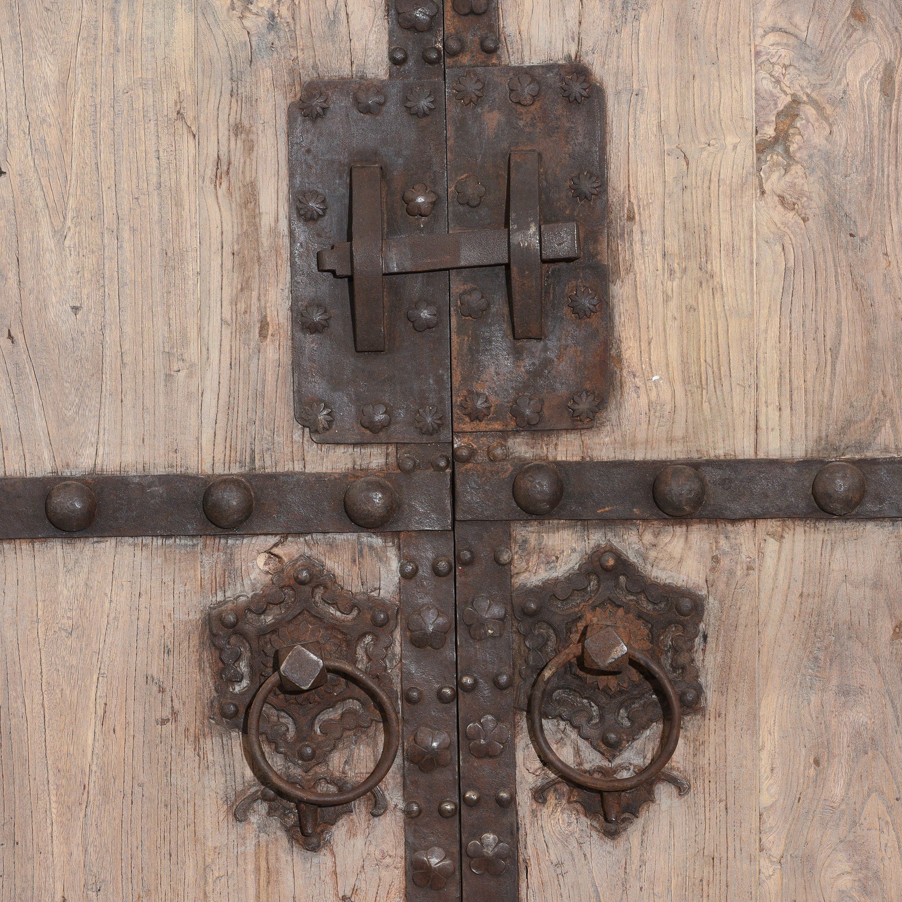 Iron Bound Elm Doors From Shanxi Province - 19thC