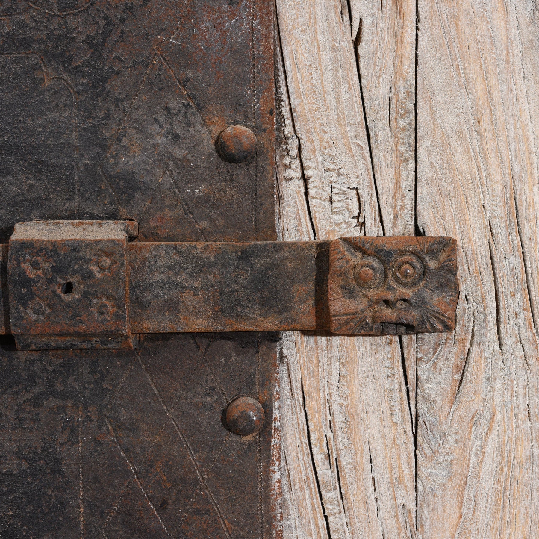 Iron Bound Elm Doors From Shanxi Province - 19thC