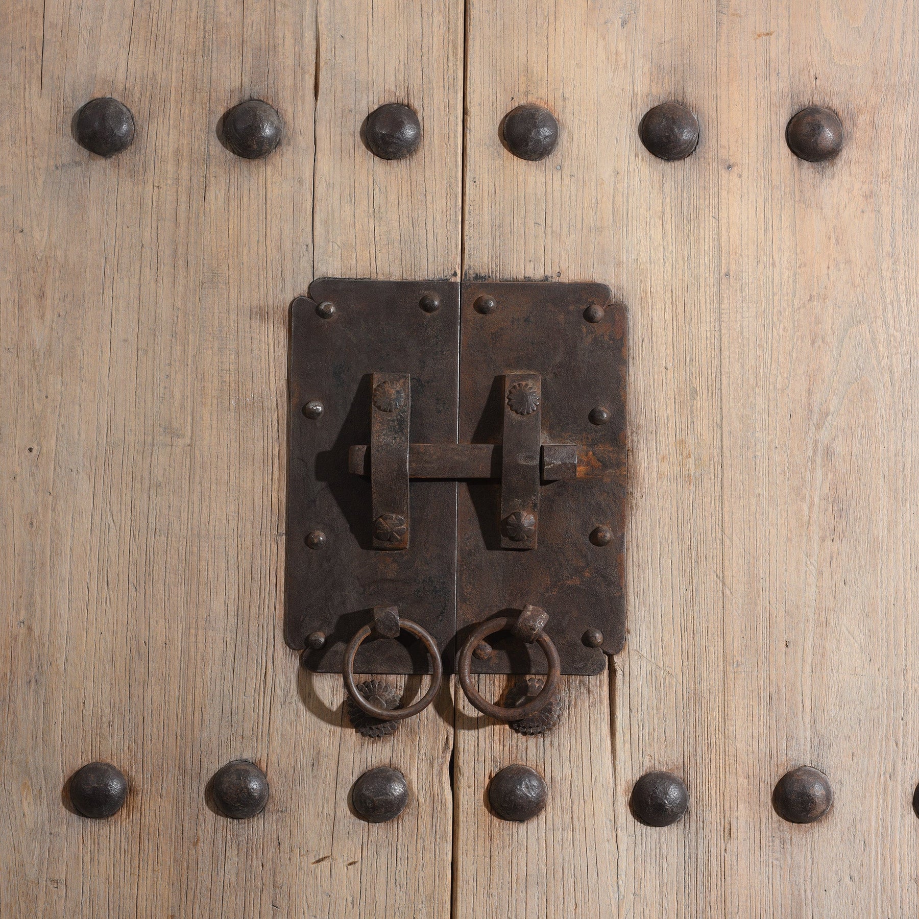 Iron Bound Elm Doors From Shanxi Province - 19thC