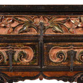 Elm Coffer Table From Shanxi Province - 18thC