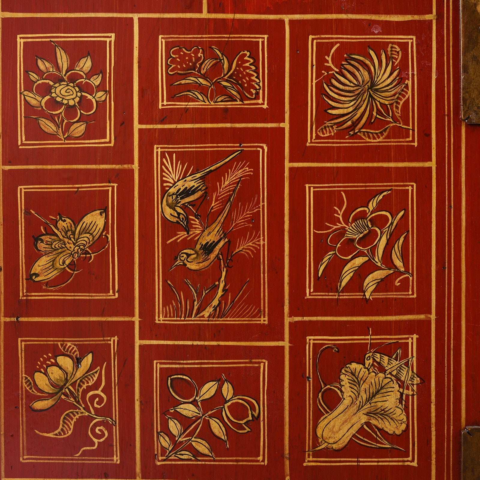 Red Lacquer Chinese Sideboard From Dongbei - Ca 1920