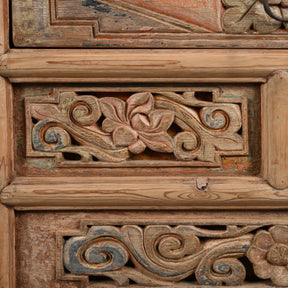 Carved Elm Coffer Sideboard From Shanxi Province - 19th Century