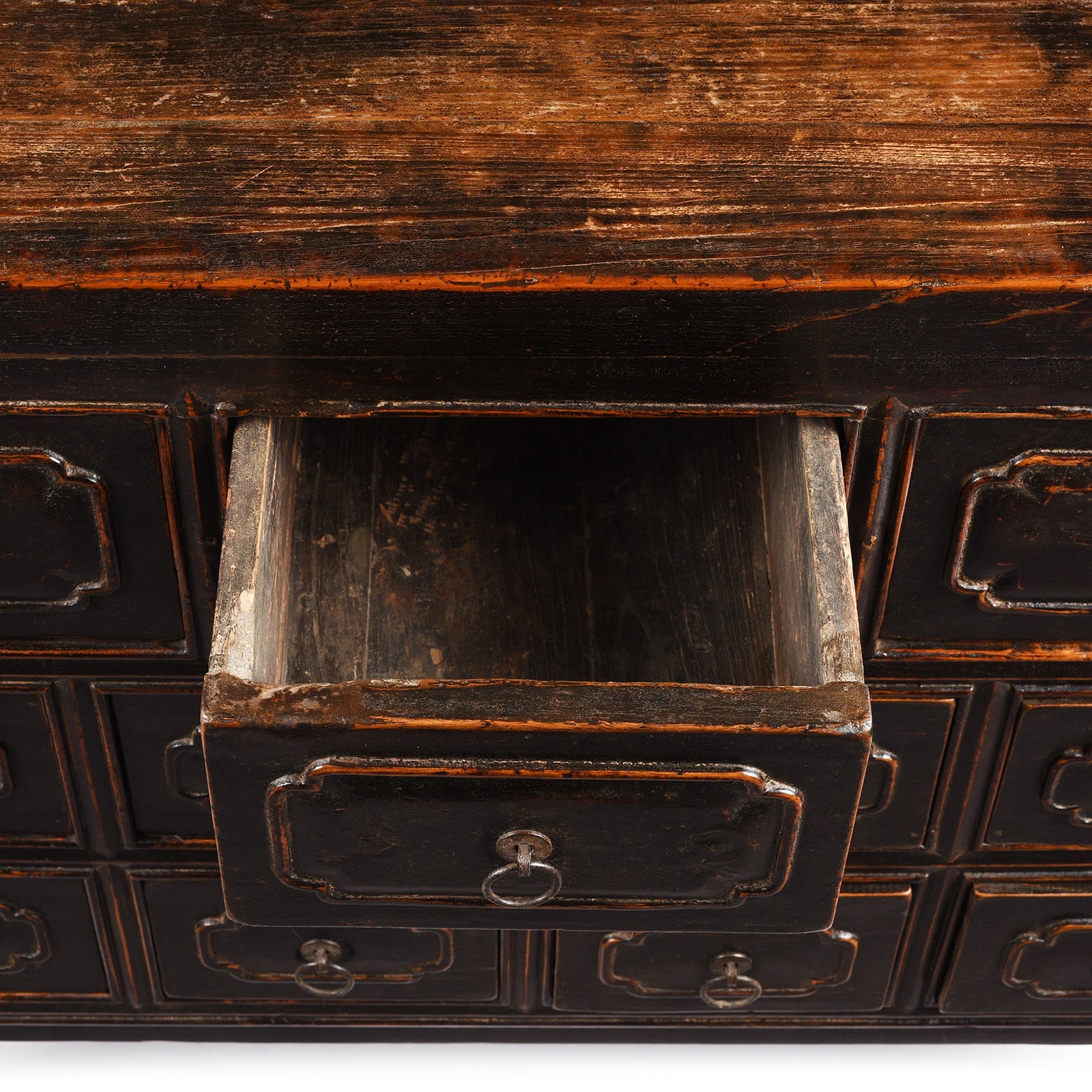 Black Lacquer Chest Of Drawers From Shanxi - 19th Century