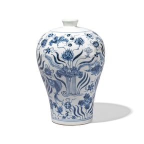 Blue & White Porcelain Meiping Vase - Xuande Fish