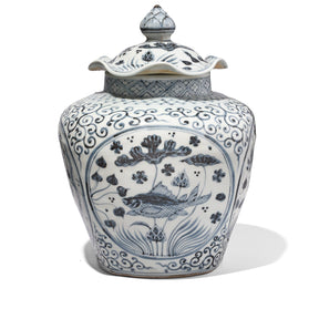 Hongwu Blue & White Porcelain Frilled Ginger Jar  - Fish
