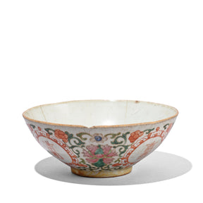 Famille Vert Porcelain Rice Bowl - Qing Dynasty