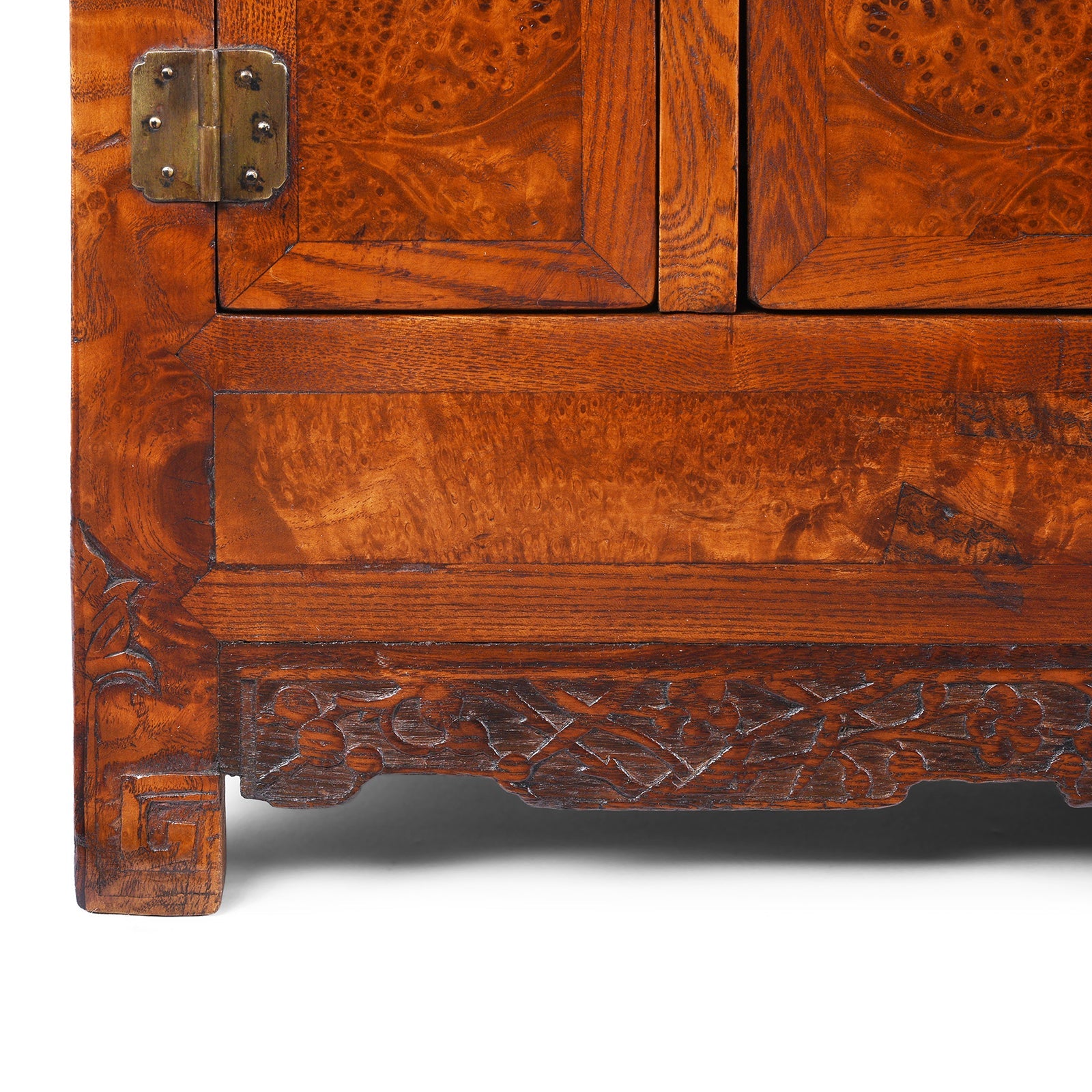 Kang Cabinet Made From Burr Elm - 19th Century