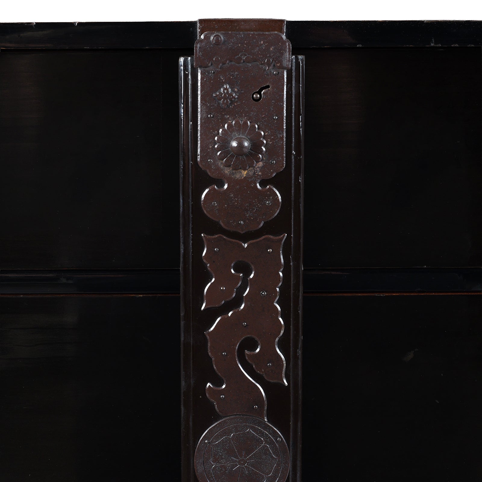 Japanese Black Lacquer Shōnai Bo Dansu - 1904, Meiji Period