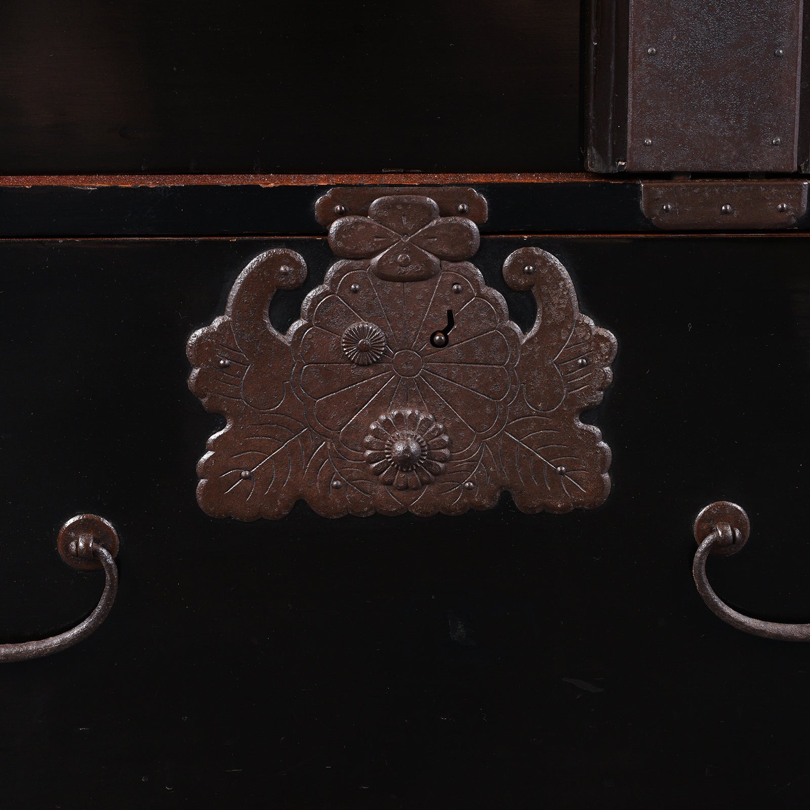 Japanese Black Lacquer Shōnai Bo Dansu - 1904, Meiji Period