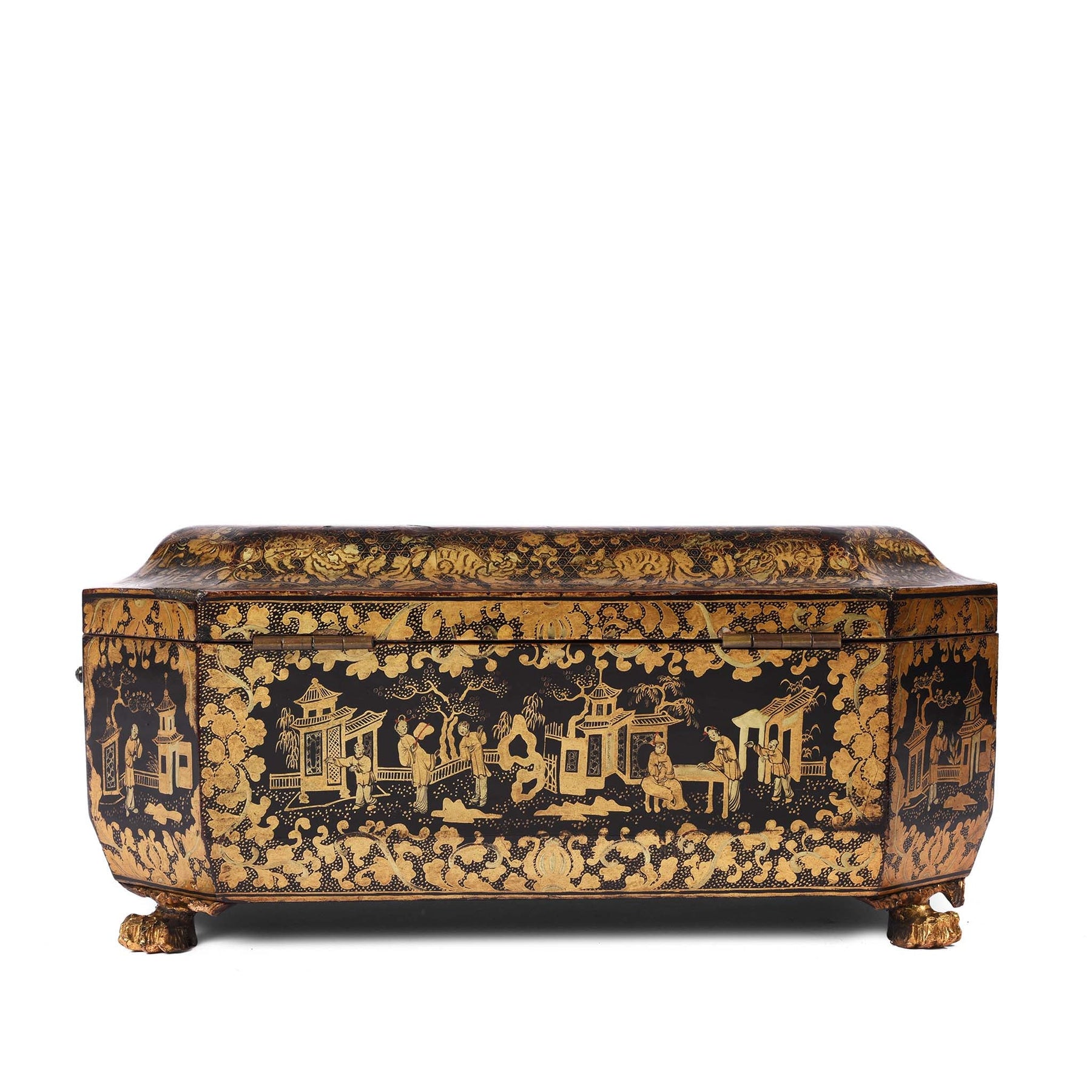 Chinese Export Lacquer Sewing Box - Qing Dynasty Early 19thC