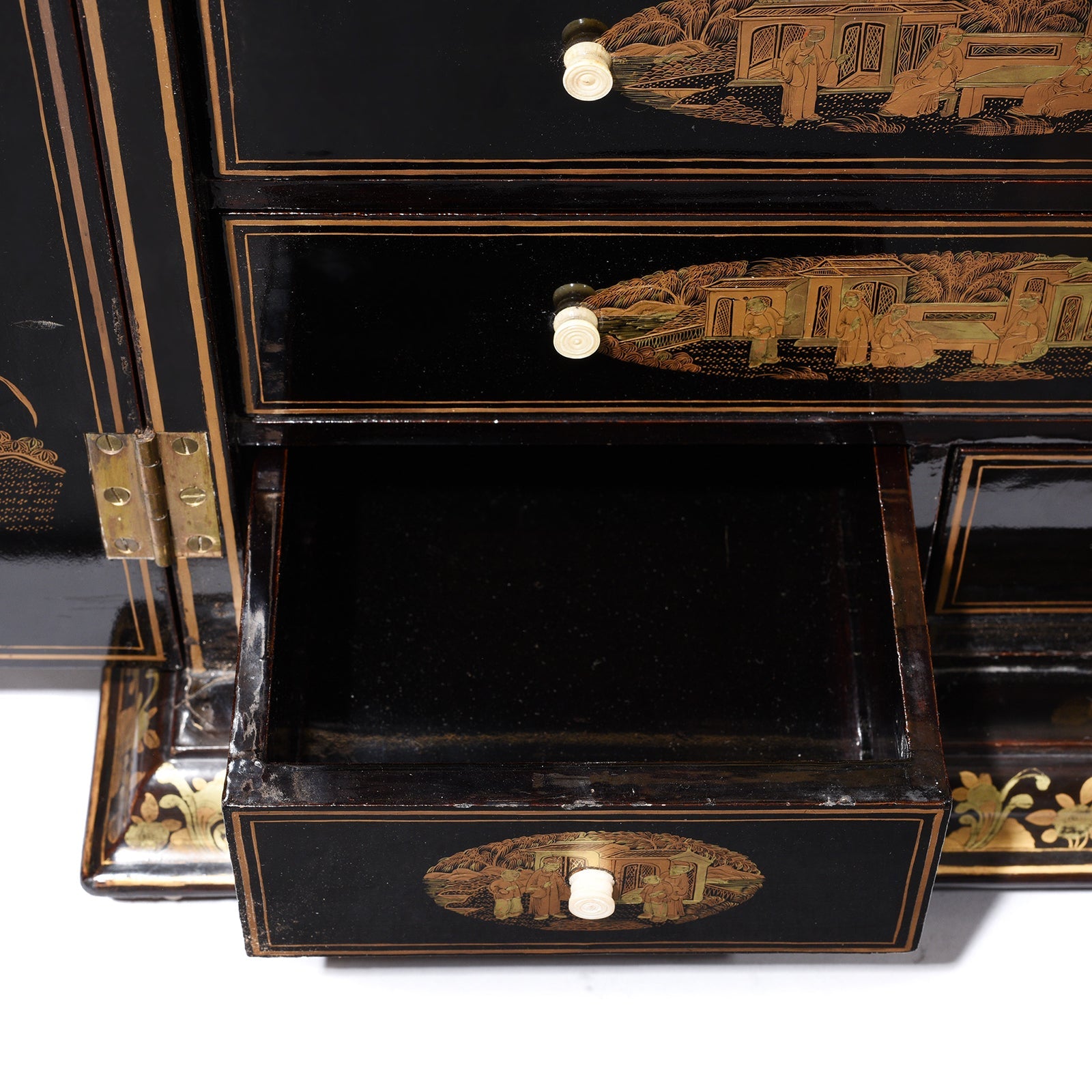 Gilt Black Lacquer Chinese Export Jewellery Cabinet - Early 19thC