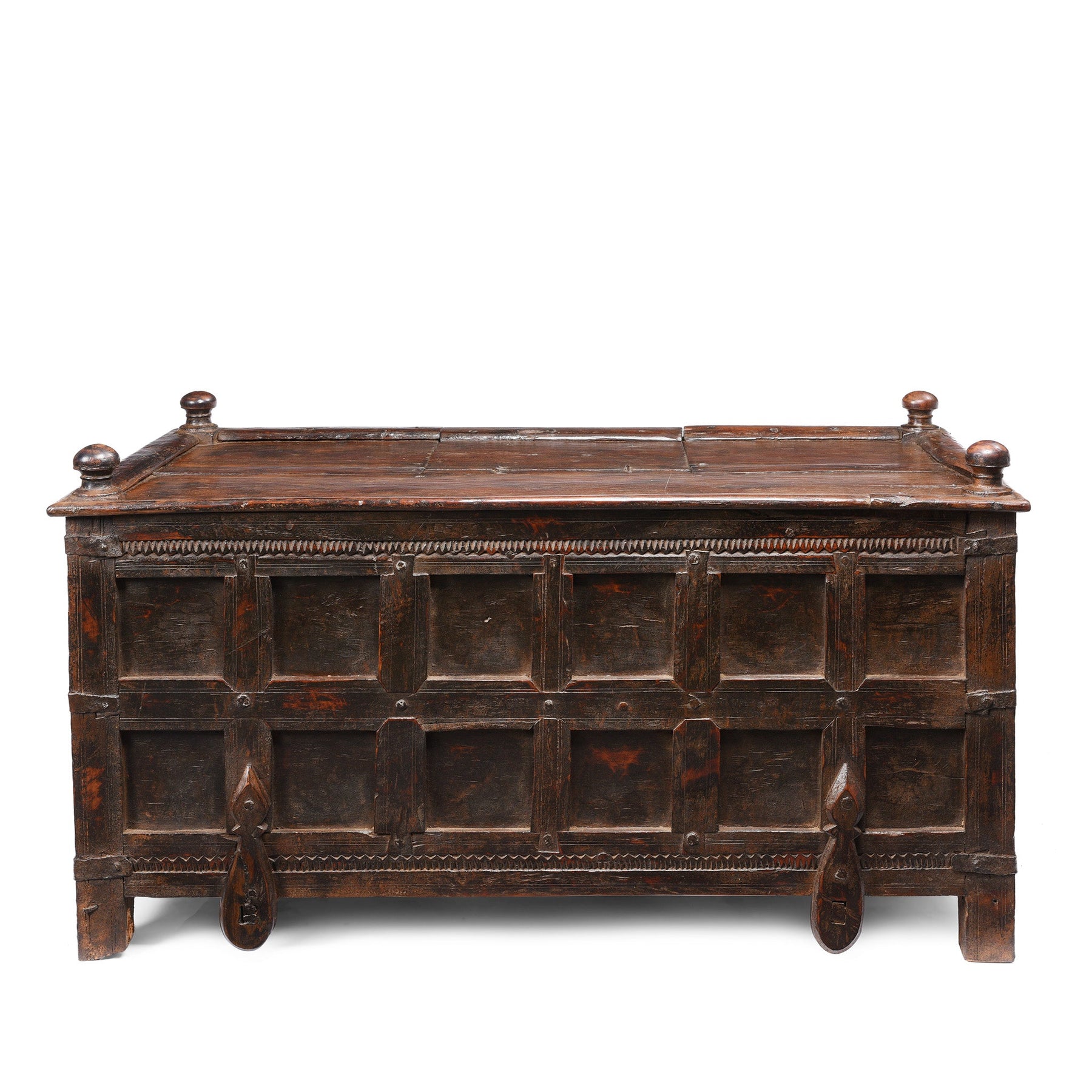 Nepalese Chest From Tribal Temang - 19thC