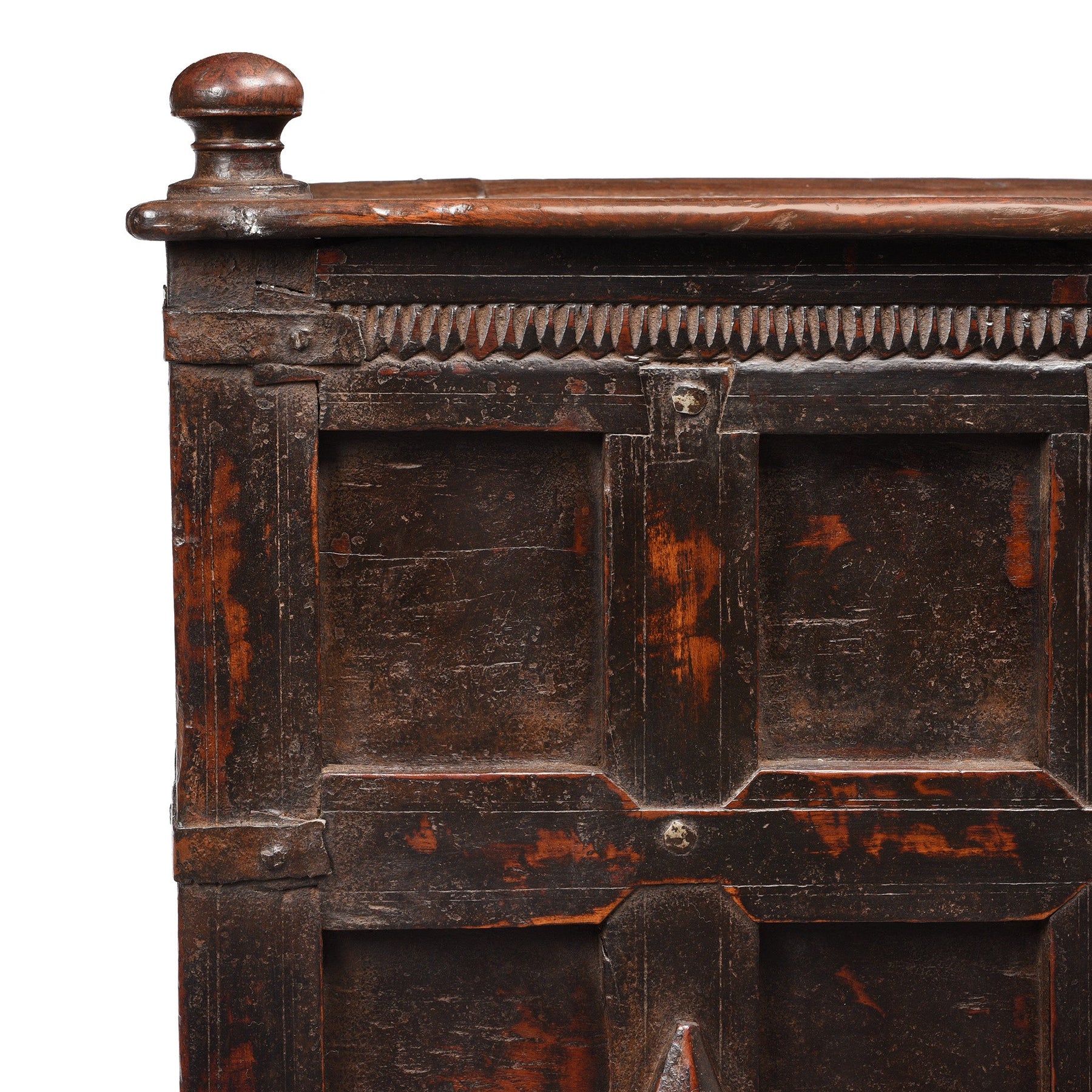 Nepalese Chest From Tribal Temang - 19thC