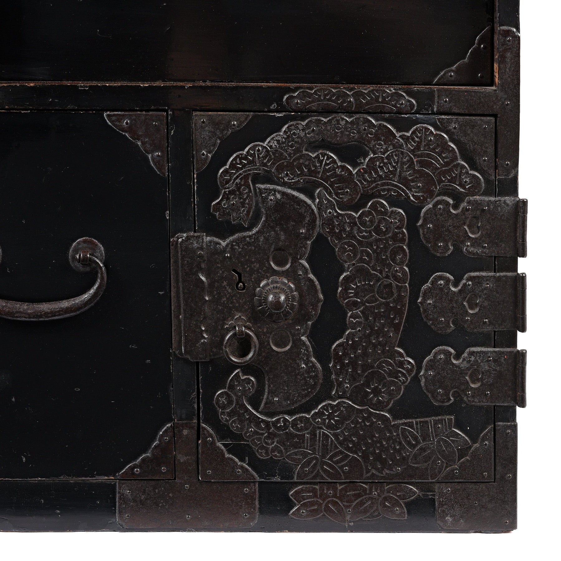 Japanese Black Lacquer Bo Dansu From Sakata - Meiji Period